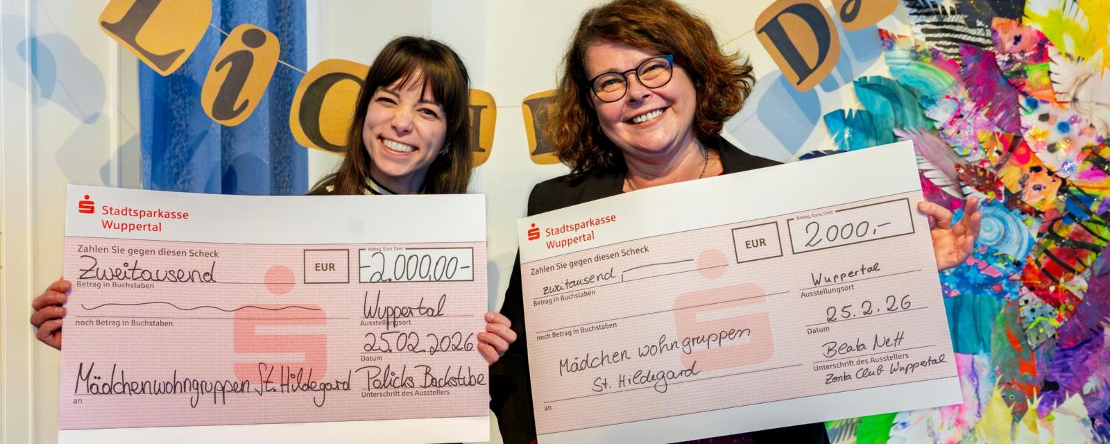 Ann-Kathrin Karadag und Bettina Karge (Leitung MWG)